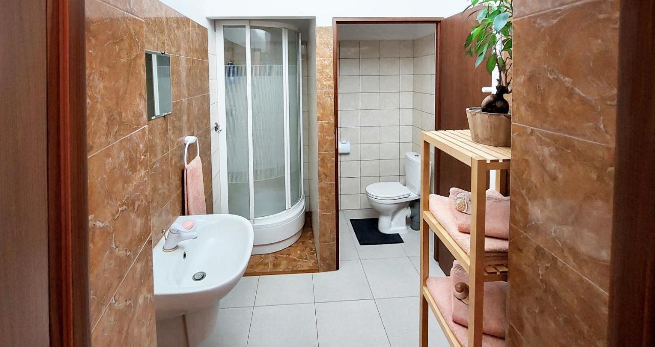 Apartamenty Gorki Male 图申 外观 照片