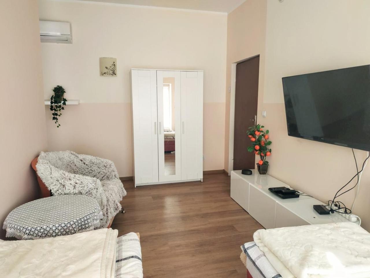 Apartamenty Gorki Male 图申 外观 照片