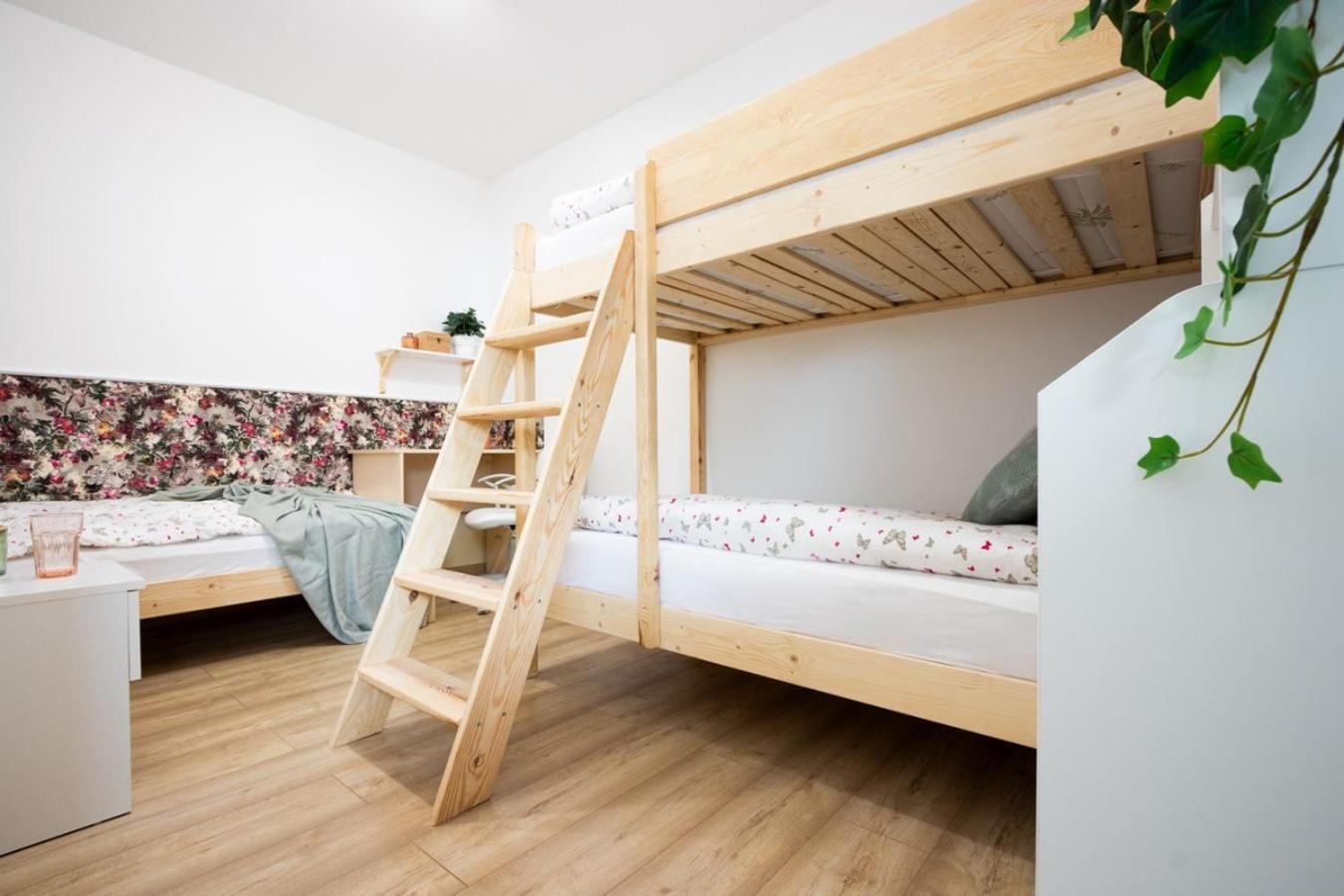 Apartamenty Gorki Male 图申 外观 照片