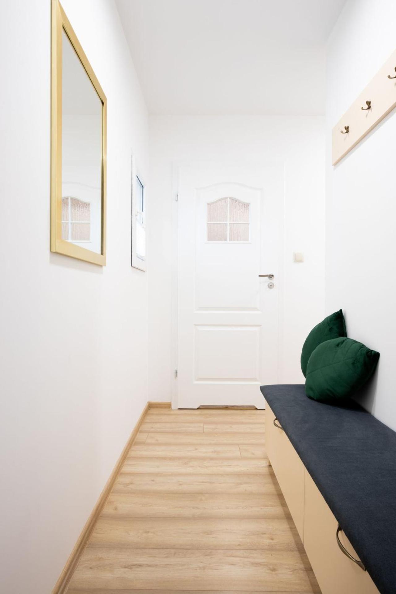 Apartamenty Gorki Male 图申 外观 照片